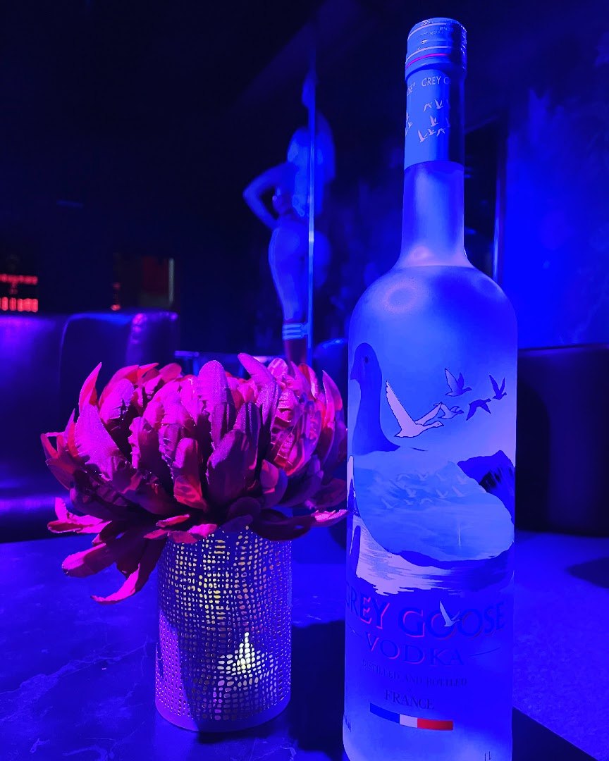 Nana For Gents - Nightclub in Budapest, Hungary