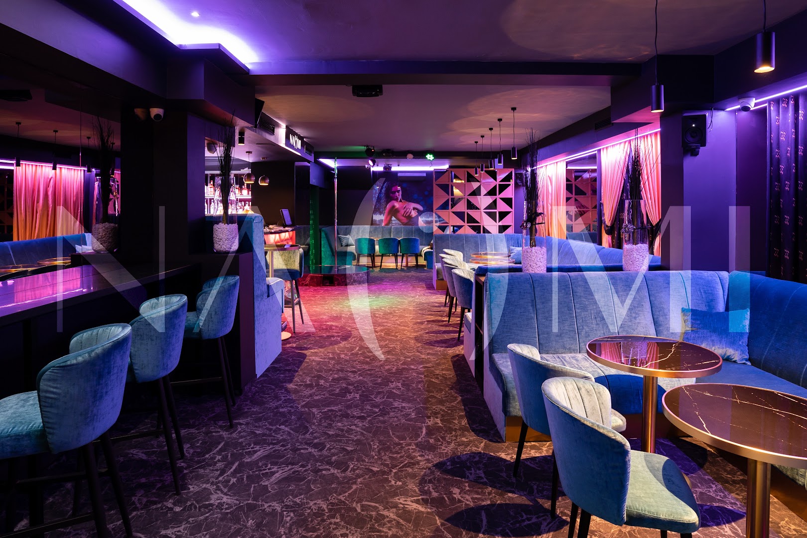 Naomi Club For Gentlemen - Nightclub in Budapest, Hungary