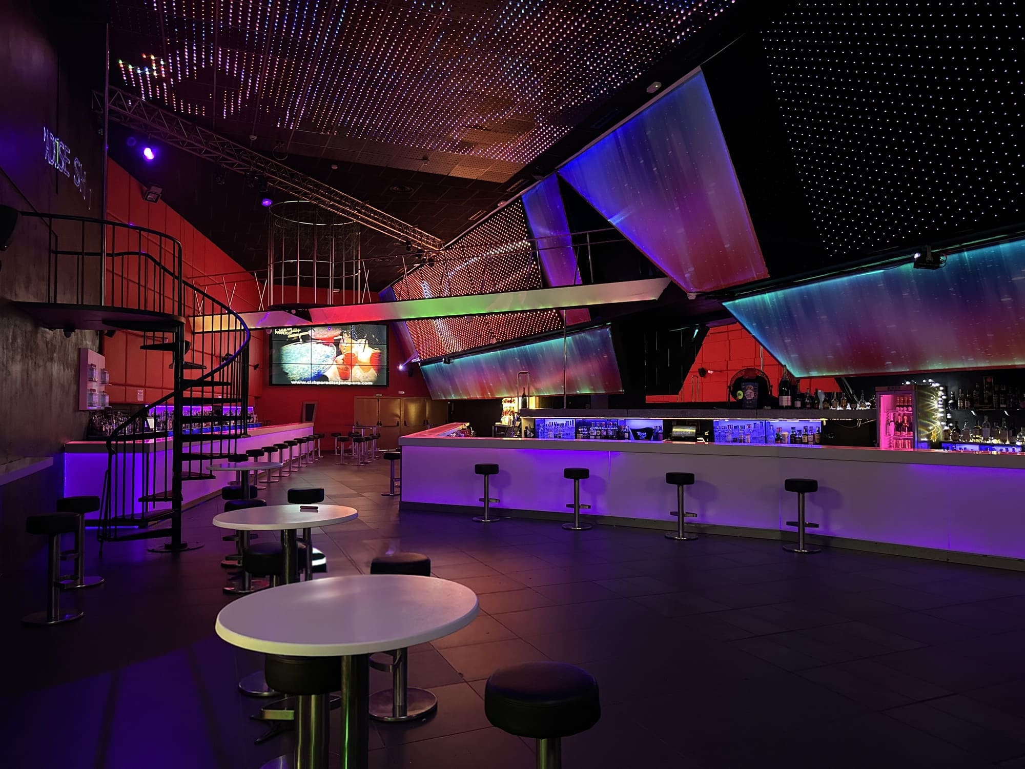 Club Paradise  - Swinger Club in Szigetszentmiklos, Hungary