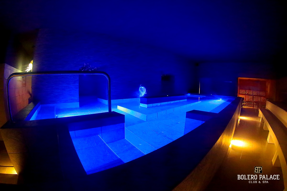 Bolero Palace Club & Spa - Swinger Club in Altedo, Italy