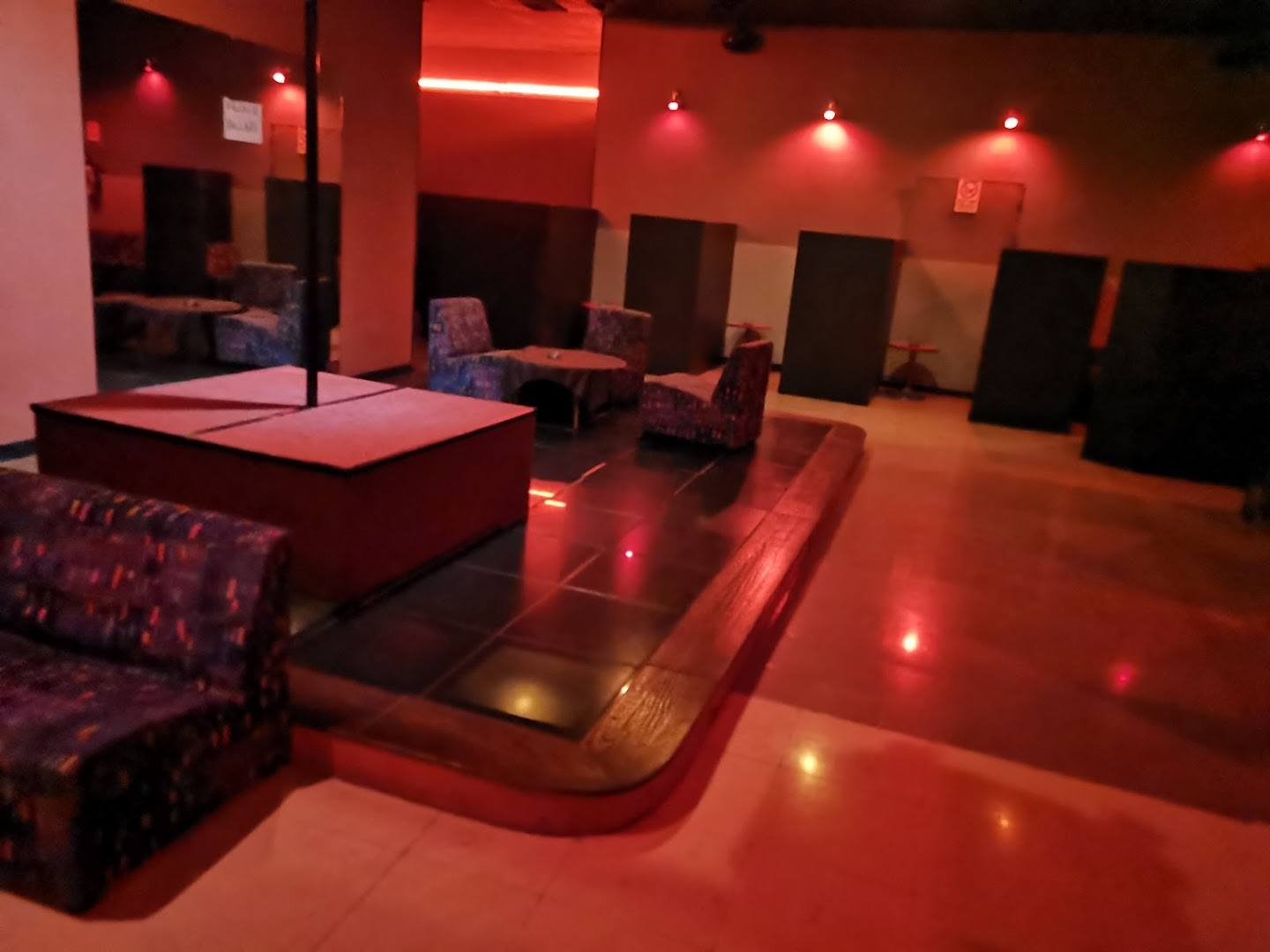 Night Club - Club 28 - Nightclub in Ascoli Piceno, Italy