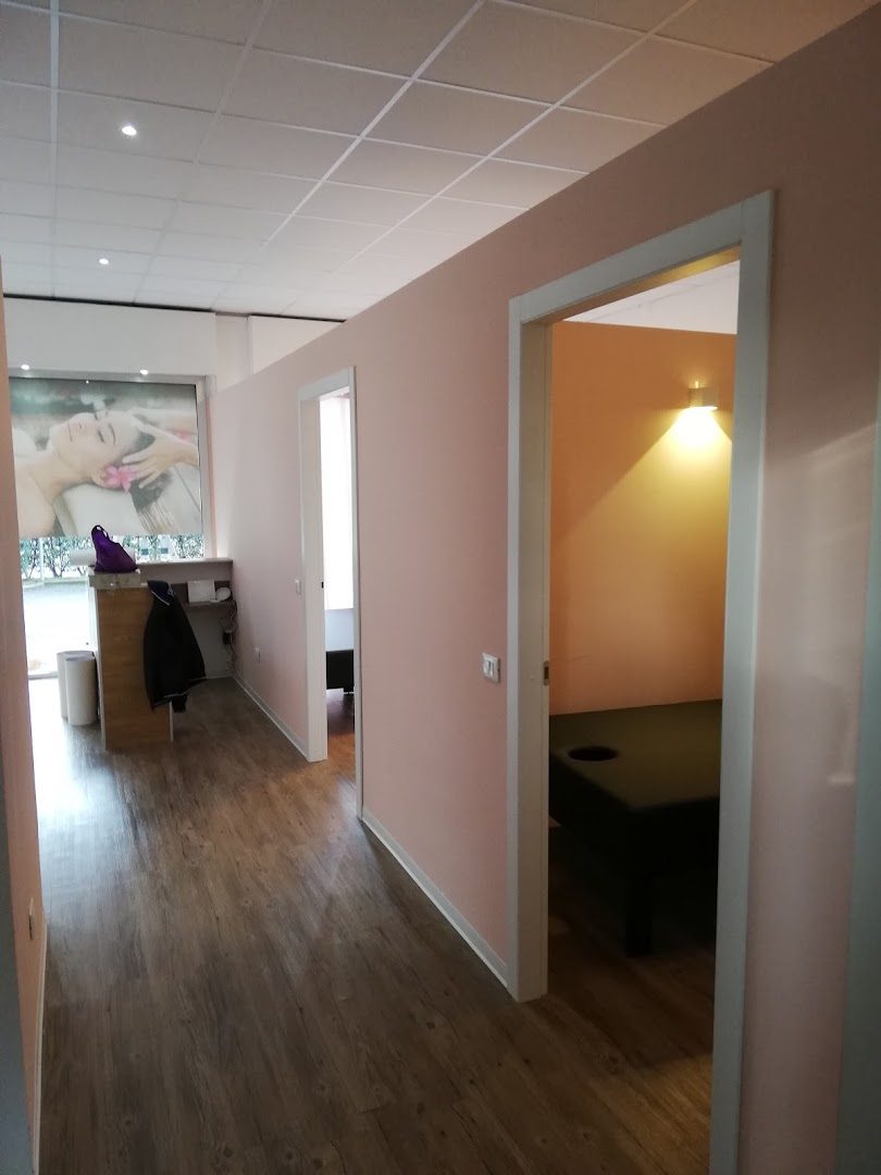Centro Massaggi Benessere Linus - Erotic Massage in Brescia, Italy