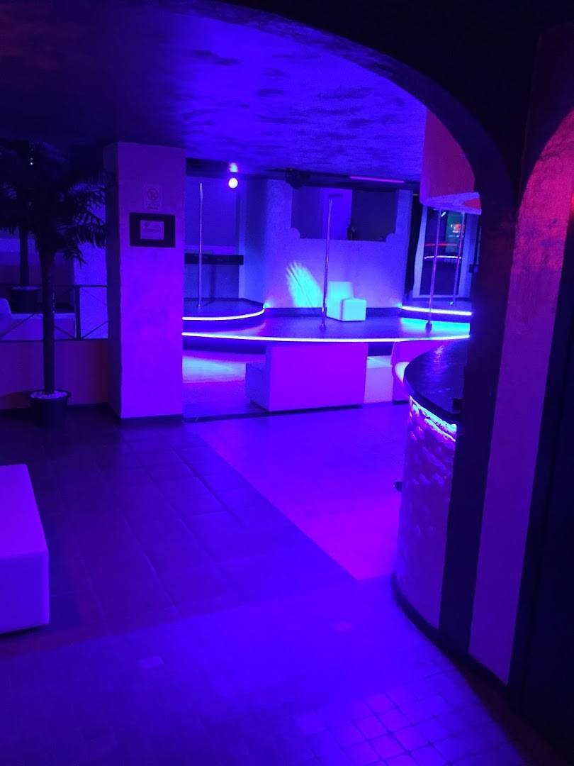 Alibi Club - Nightclub in Busnago, Italy