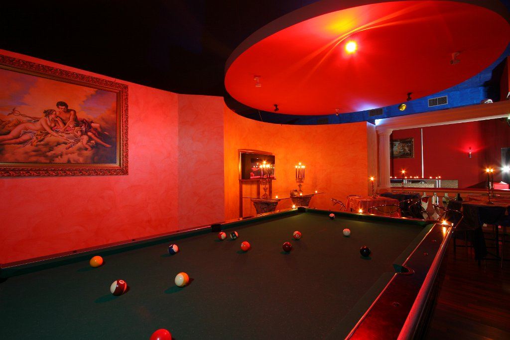 Glamour Club - Swinger Club in Campania, Italy