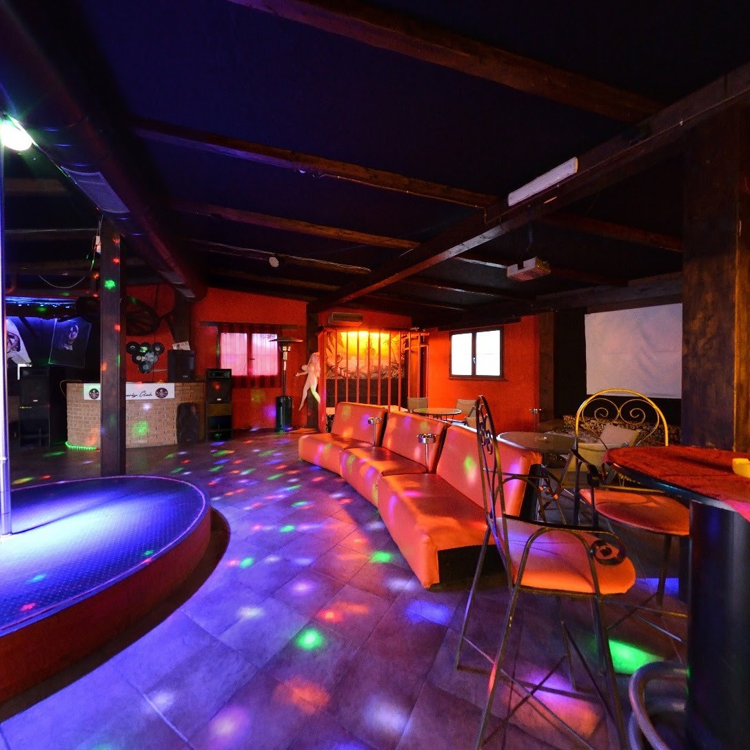 Club Privè Liberty - Nightclub in Campora San Giovanni, Italy