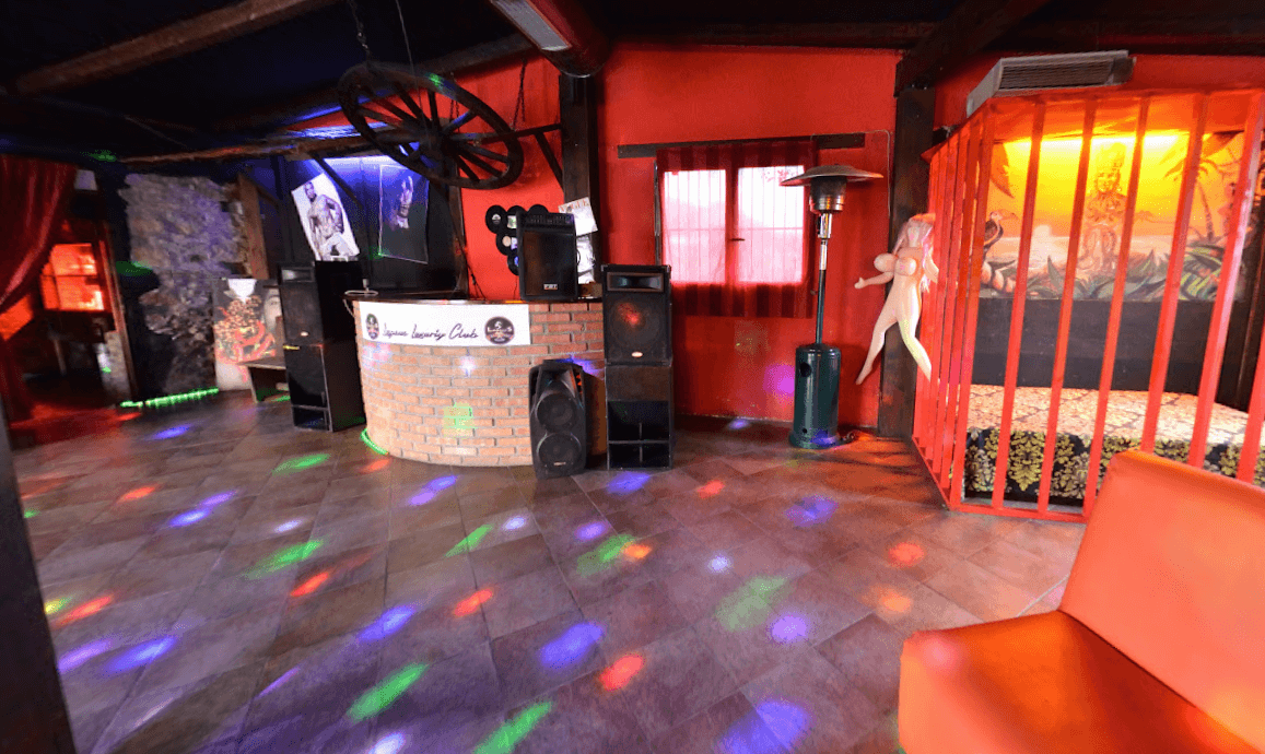 Club Privè Liberty - Nightclub in Campora San Giovanni, Italy