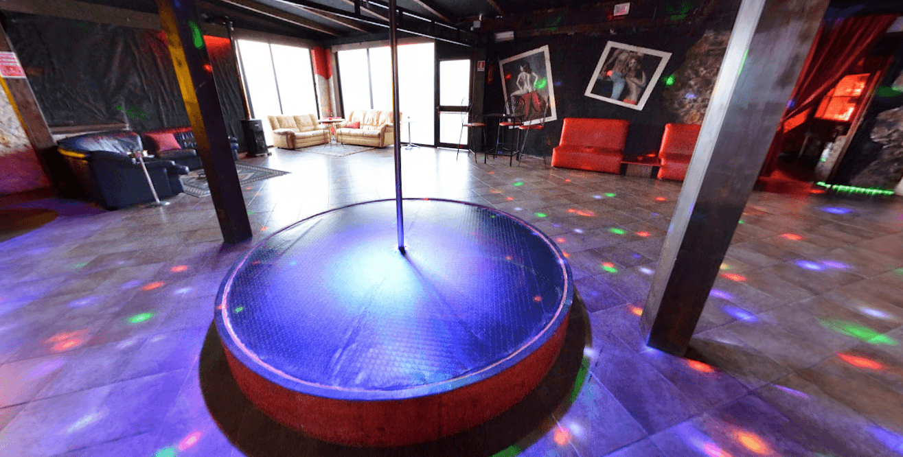 Club Privè Liberty - Nightclub in Campora San Giovanni, Italy