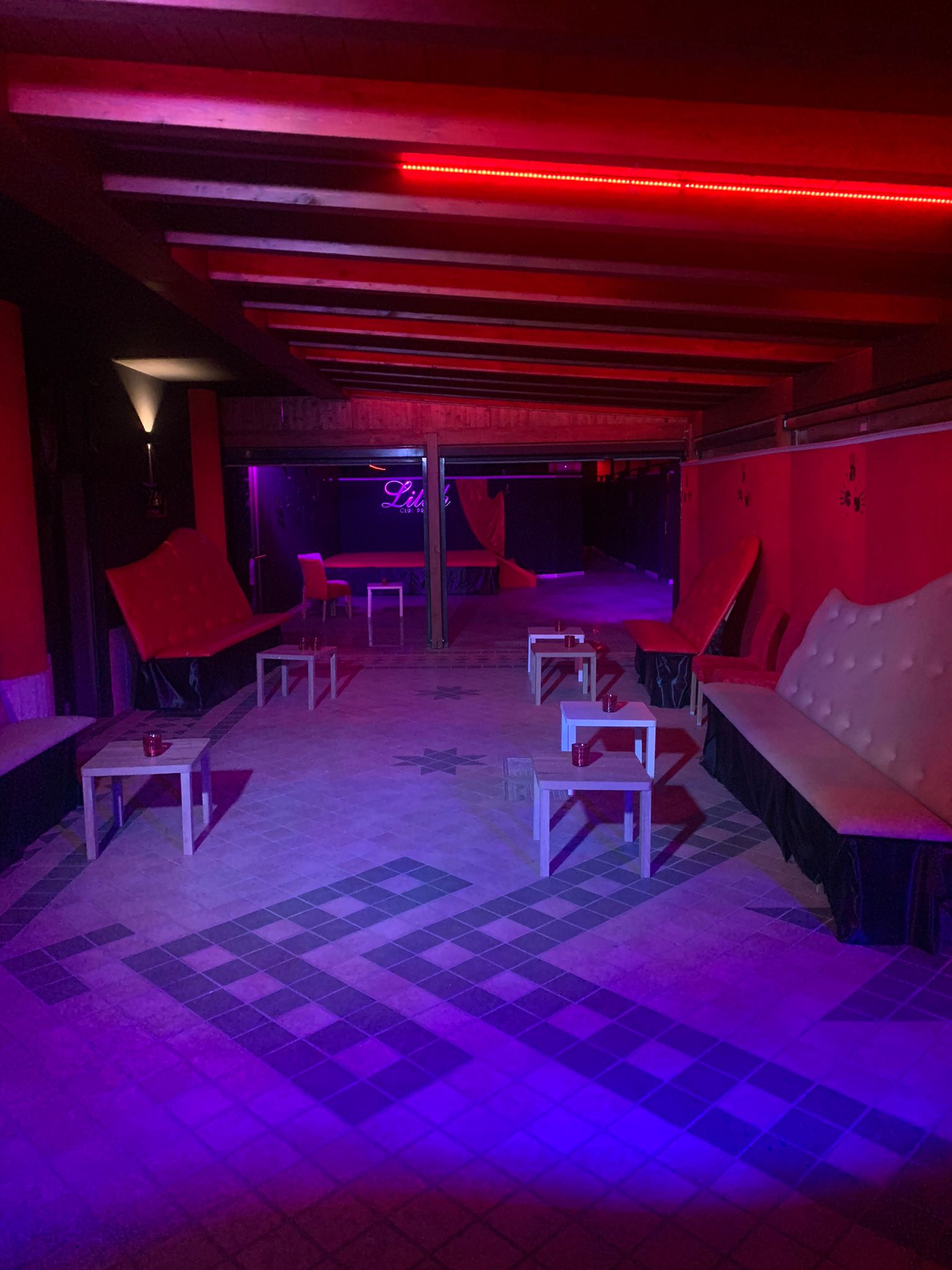 Lilith Club Privè - Swinger Club in Capodrise, Italy