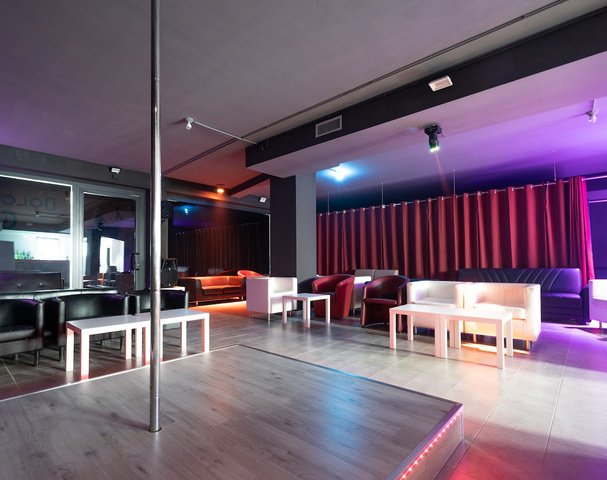 Dolce Vita Club | Night Club - Nightclub in Carvico, Italy