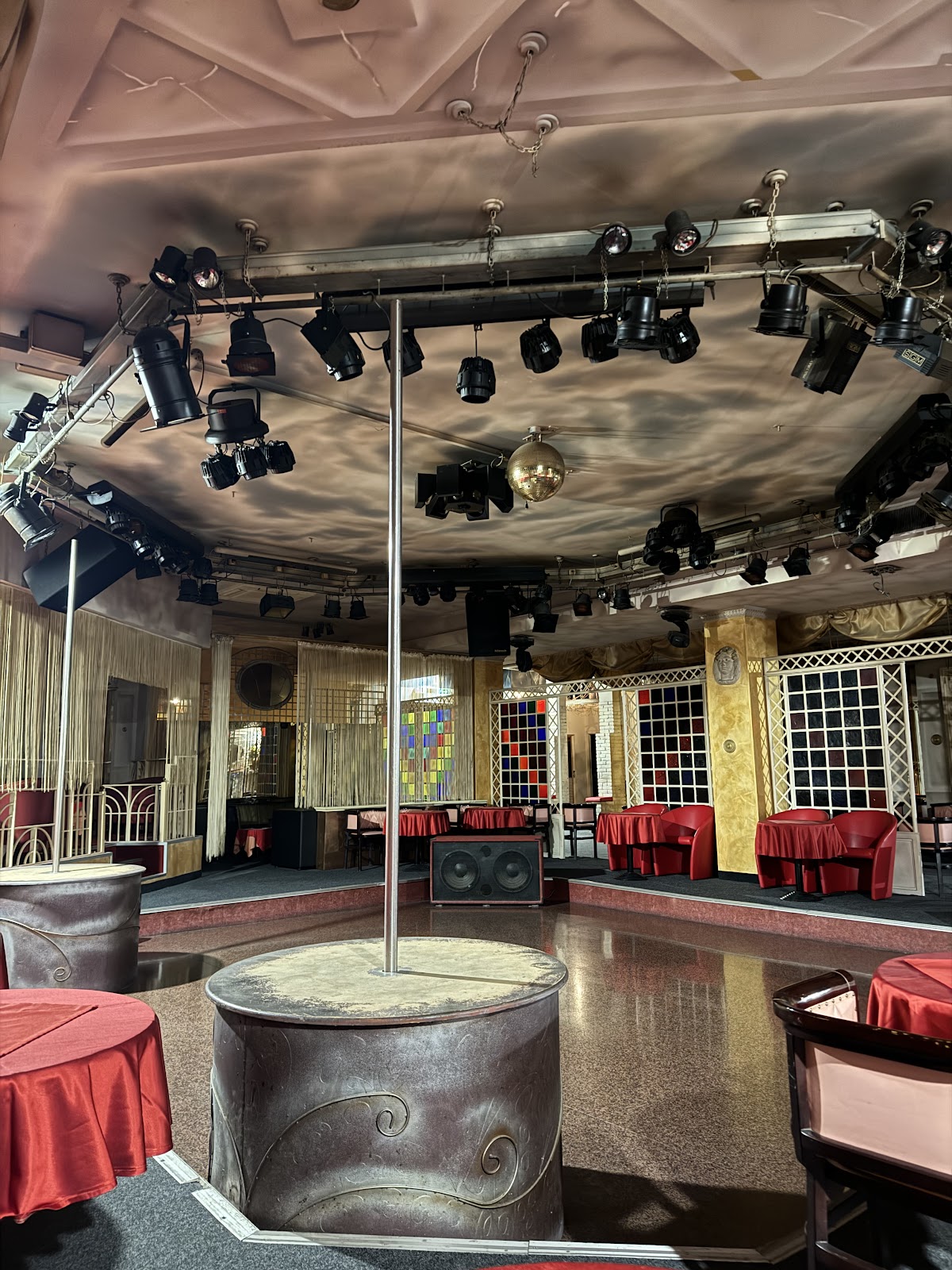 Josephine Night Club Music Hall - Nightclub in Castelfidardo, Italy