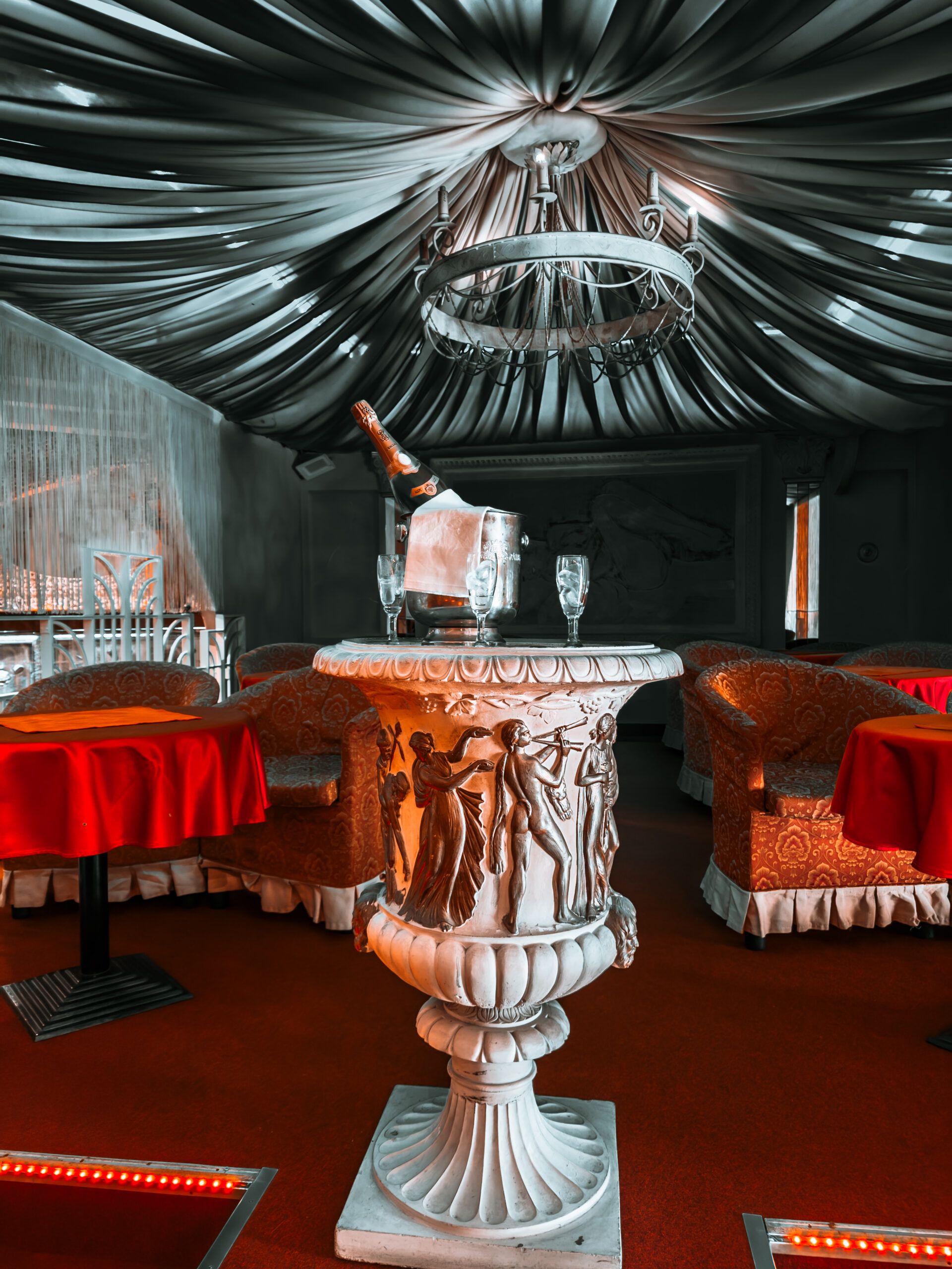 Josephine Night Club Music Hall - Nightclub in Castelfidardo, Italy