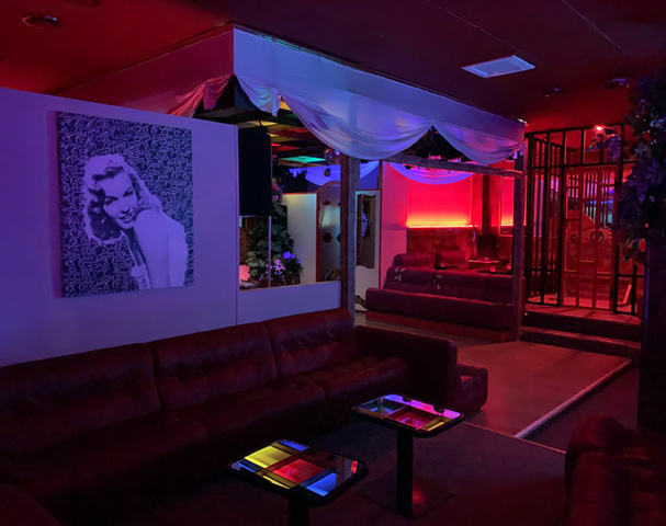 Perla Nera Club Privé - Nightclub in Codogne, Italy