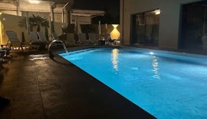 Freelifestyle Club Privè In Milano - Swinger Club in Cusago, Italy