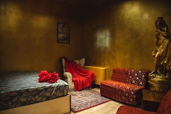 Freelifestyle Club Privè In Milano - Swinger Club in Cusago, Italy