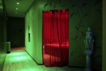 Freelifestyle Club Privè In Milano - Swinger Club in Cusago, Italy