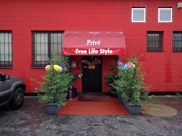 Freelifestyle Club Privè In Milano - Swinger Club in Cusago, Italy