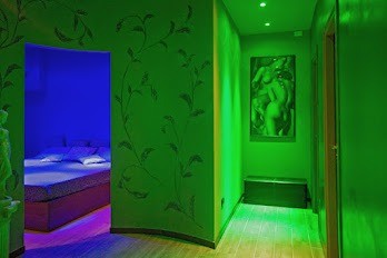 Freelifestyle Club Privè In Milano - Swinger Club in Cusago, Italy