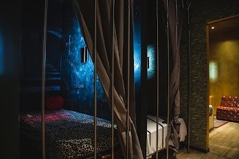 Freelifestyle Club Privè In Milano - Swinger Club in Cusago, Italy