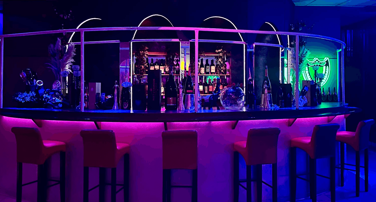 Cenerentola Club Drink & More - Nightclub in Fara Vicentino, Italy