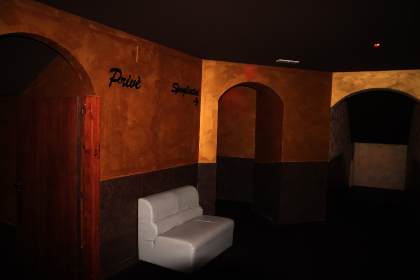Olimpo 2 - Swinger Club in Forino, Italy