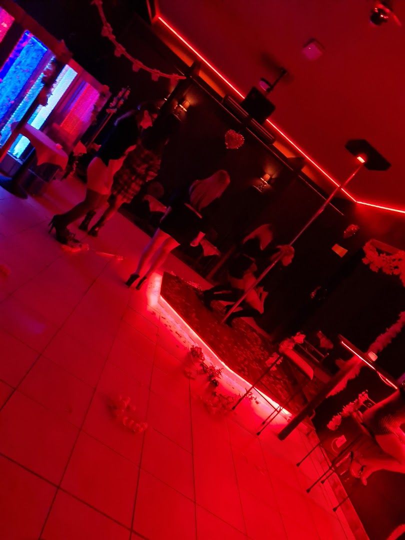 Night Club New Glamour - Nightclub in Forli, Italy