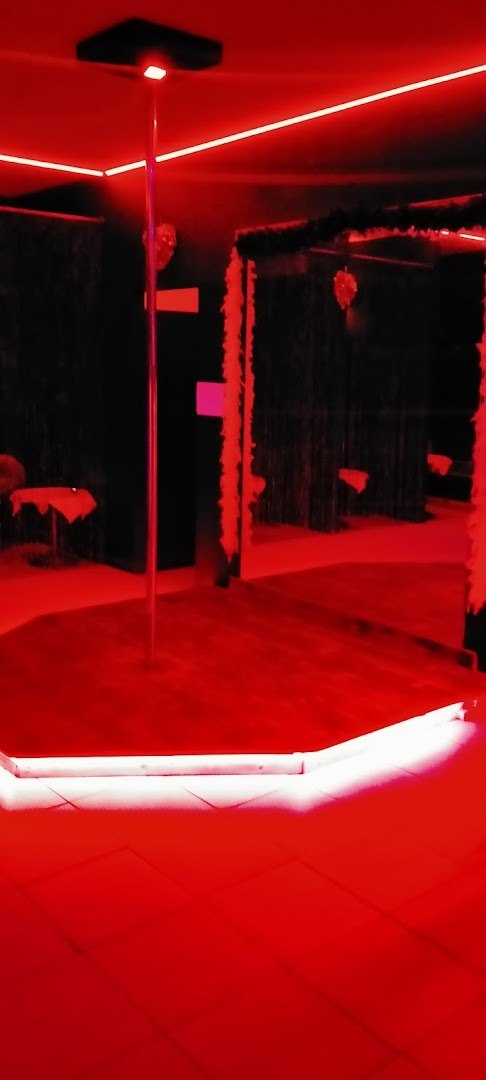 Night Club New Glamour - Nightclub in Forli, Italy