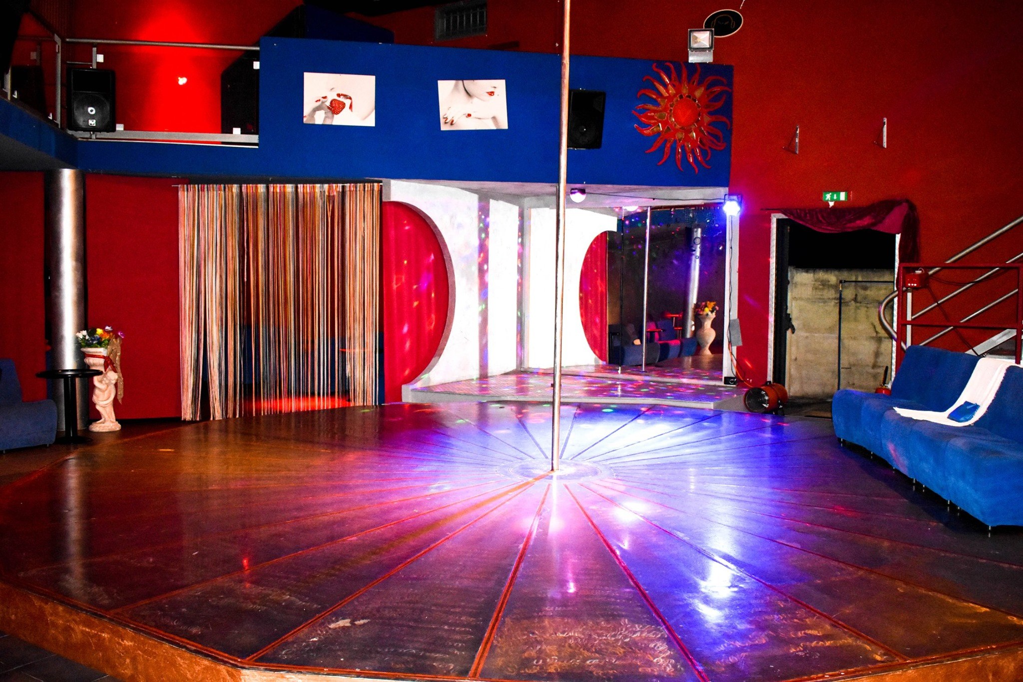 New Lutring Night Club - Nightclub in Latina, Italy