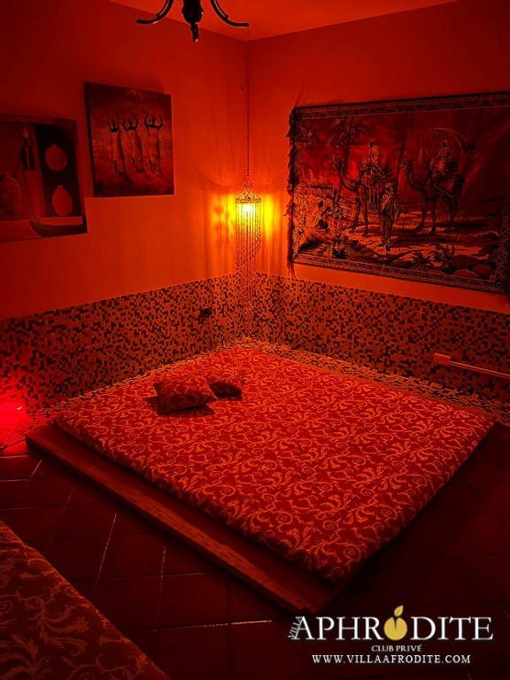 Villa Afrodite Club Privé - Swinger Club in Latina, Italy