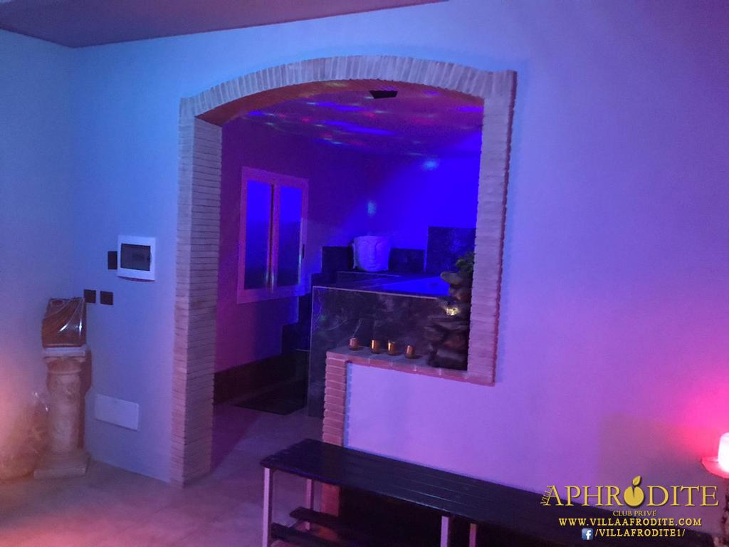 Villa Afrodite Club Privé - Swinger Club in Latina, Italy