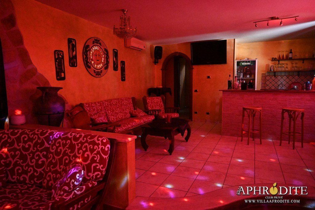 Villa Afrodite Club Privé - Swinger Club in Latina, Italy
