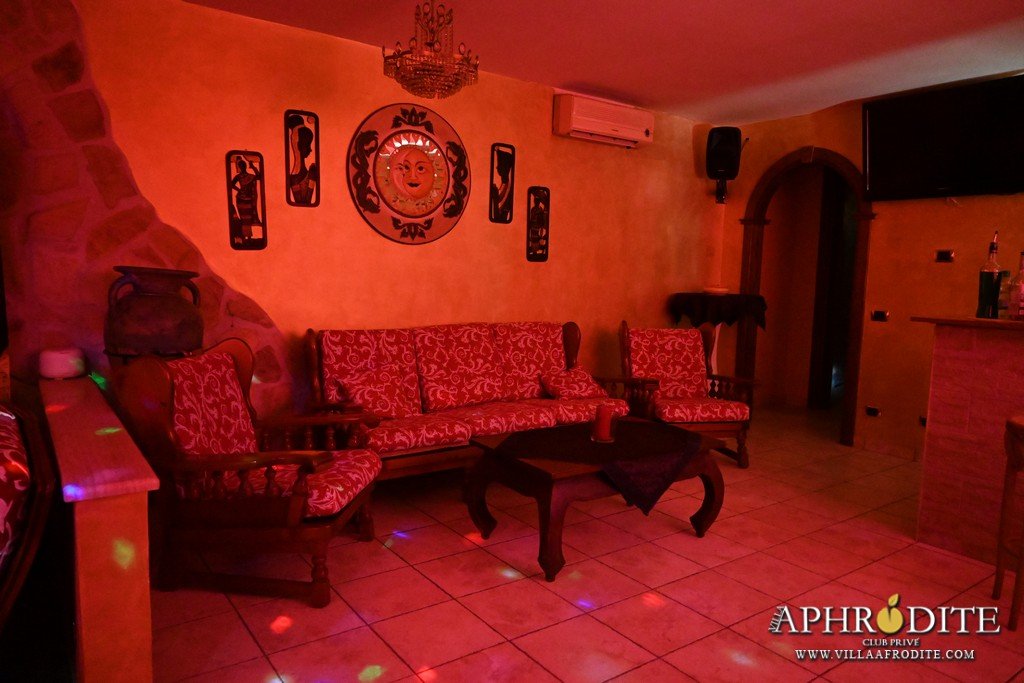 Villa Afrodite Club Privé - Swinger Club in Latina, Italy