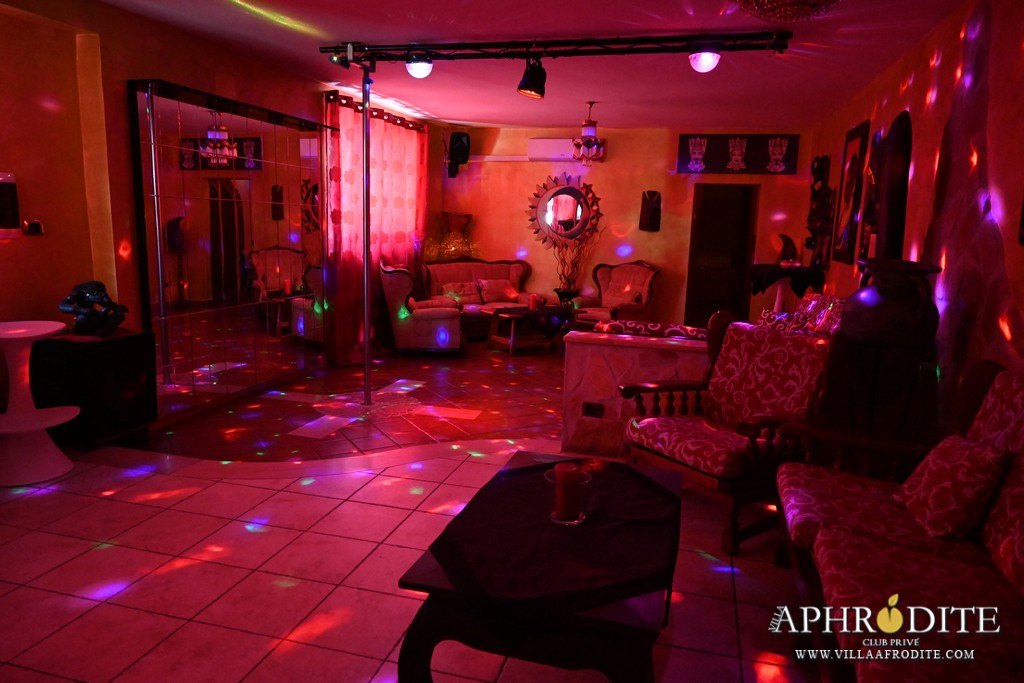 Villa Afrodite Club Privé - Swinger Club in Latina, Italy