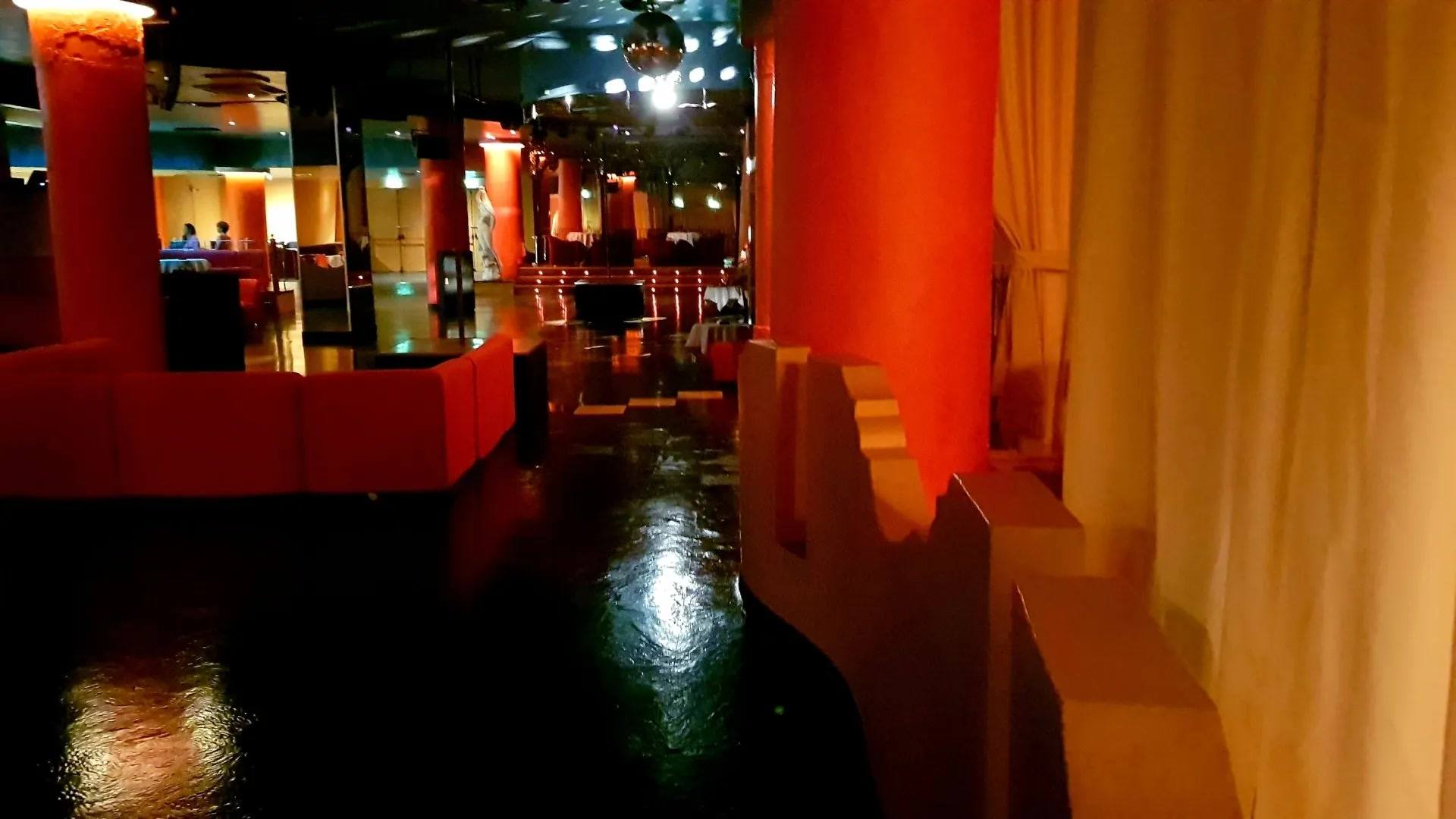 Venus Exclusive Night Club - Nightclub in Marina Di Montemarciano, Italy