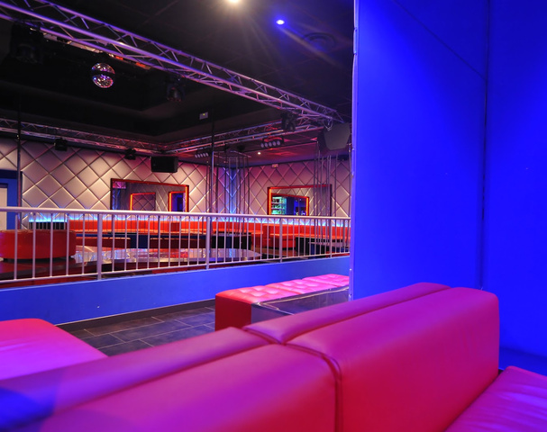 Luxy Club Milano Lap Dance - Nightclub in Milano, Italy