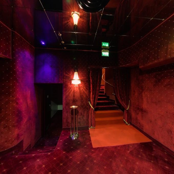 Porta D'Oro Disco Strip Night Club Privé - Nightclub in Milano, Italy
