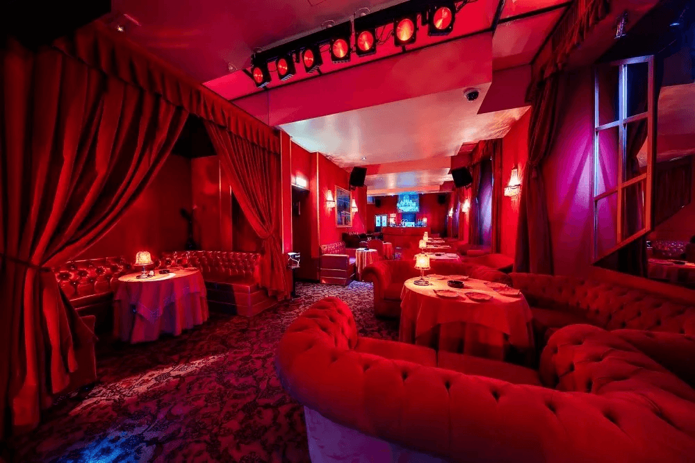 Venus Milano Centro - Luxury Strip Night Club / Vip Area Privé - Location Eventi - Nightclub in Milano, Italy