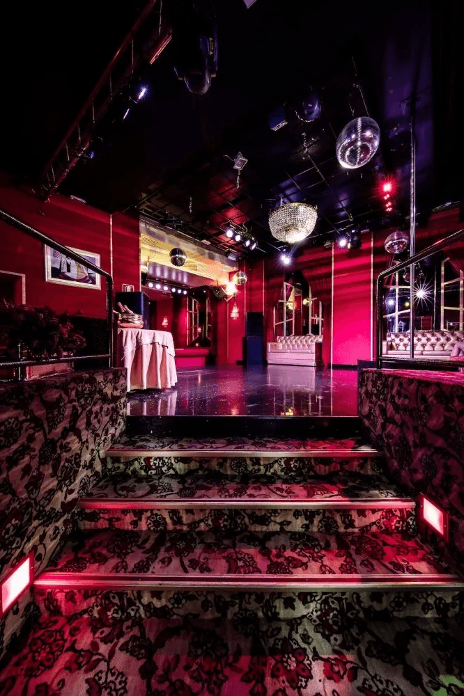 Venus Milano Centro - Luxury Strip Night Club / Vip Area Privé - Location Eventi - Nightclub in Milano, Italy