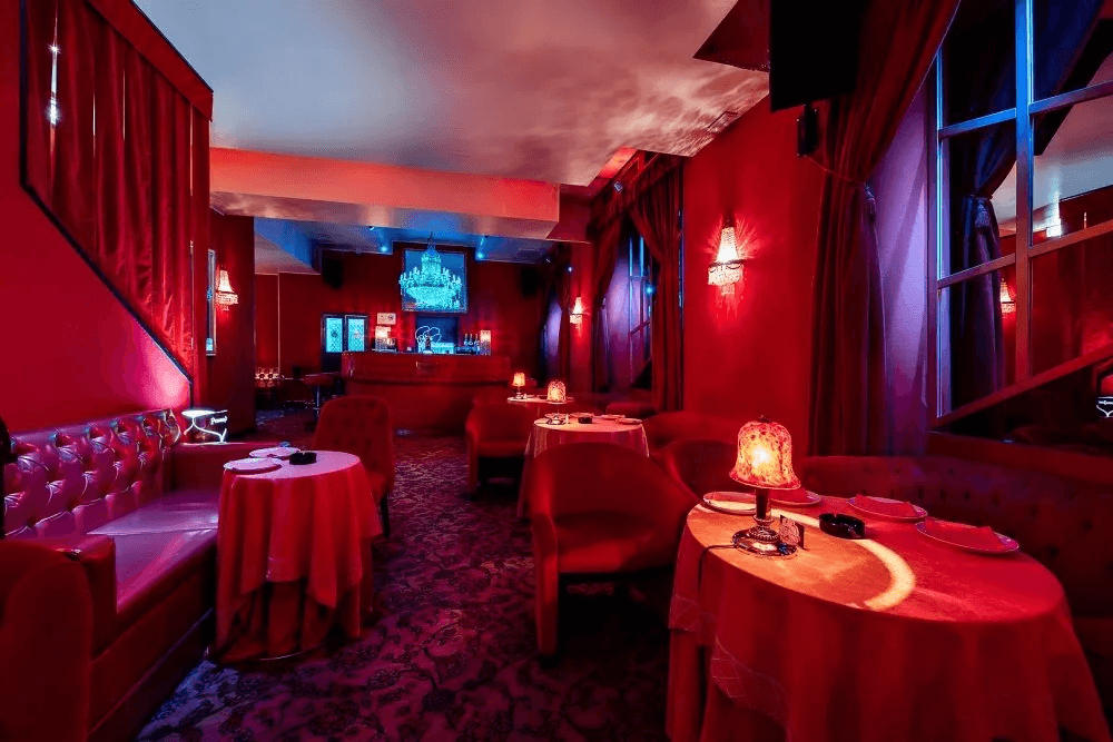 Venus Milano Centro - Luxury Strip Night Club / Vip Area Privé - Location Eventi - Nightclub in Milano, Italy