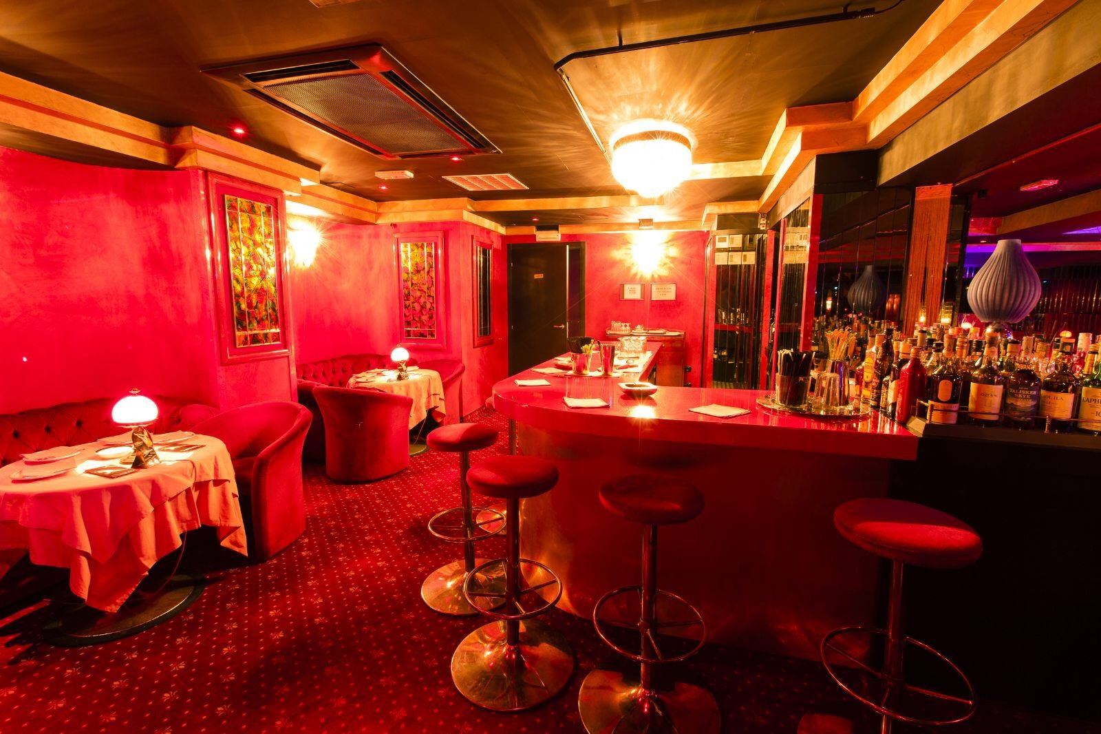 William's Le Roi - Nightclub in Milano, Italy