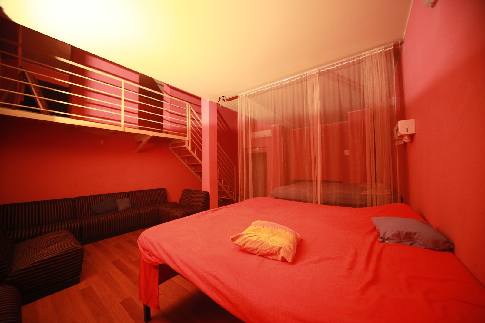 Fuego Club Privé - Swinger Club in Milano, Italy