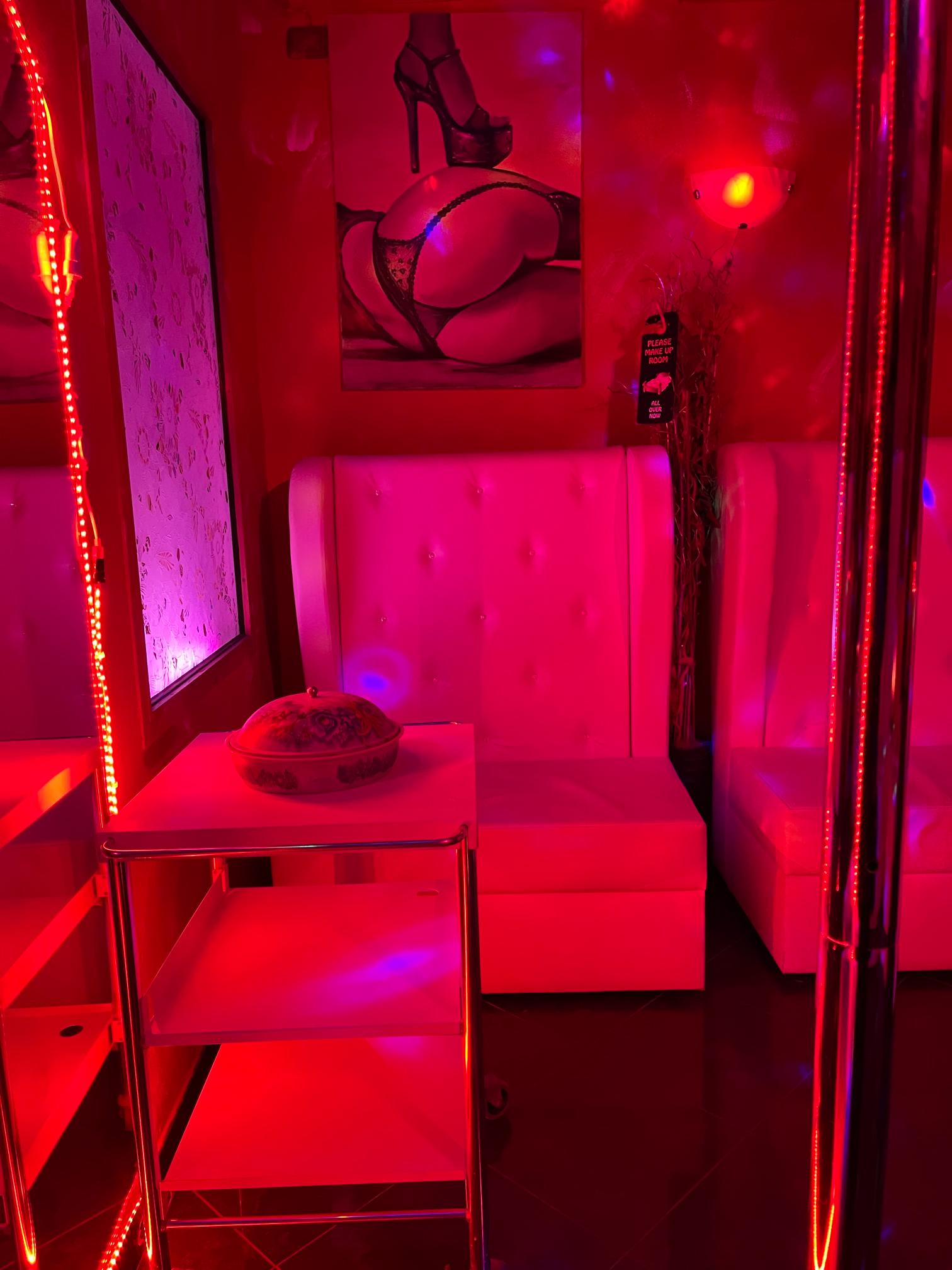La Felice Produktion - Nightclub in Monza, Italy