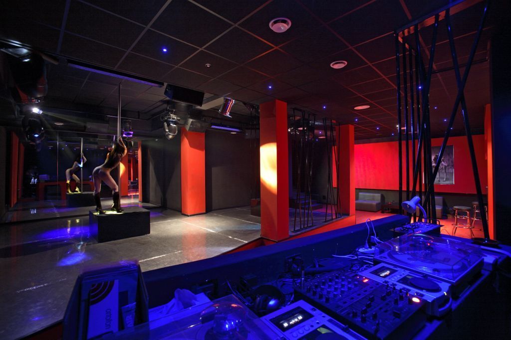 Le Sabbie Nere - Swinger Club in Nicolosi, Italy