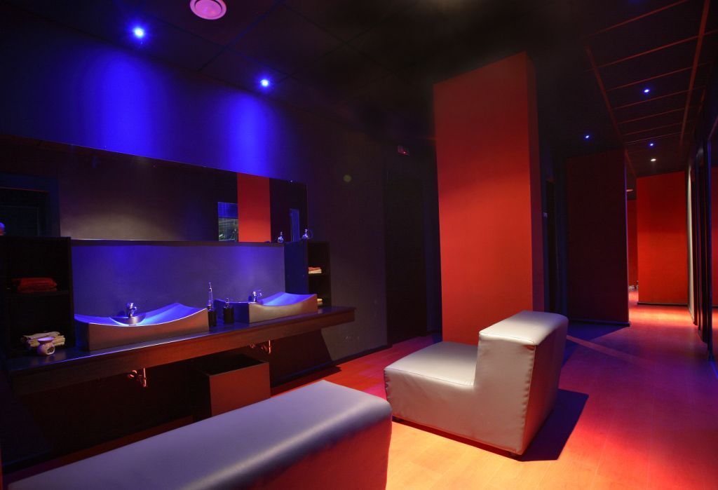 Le Sabbie Nere - Swinger Club in Nicolosi, Italy