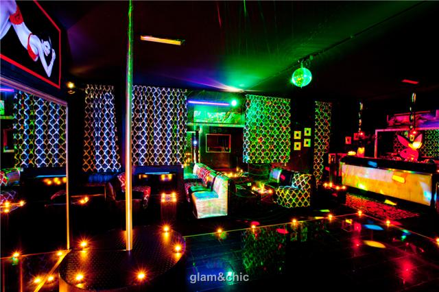 Glam & Chic Club Prive Bari Puglia - Swinger Club in Palo Del Colle, Italy