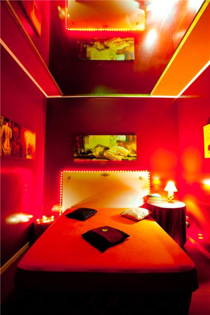 Glam & Chic Club Prive Bari Puglia - Swinger Club in Palo Del Colle, Italy