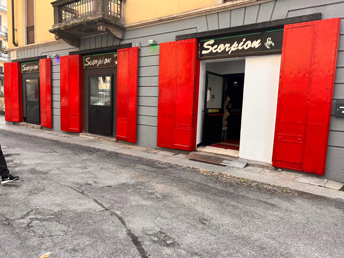 * Scorpion Club * L'unico Vero Night Club Di Pavia - Nightclub in Pavia, Italy