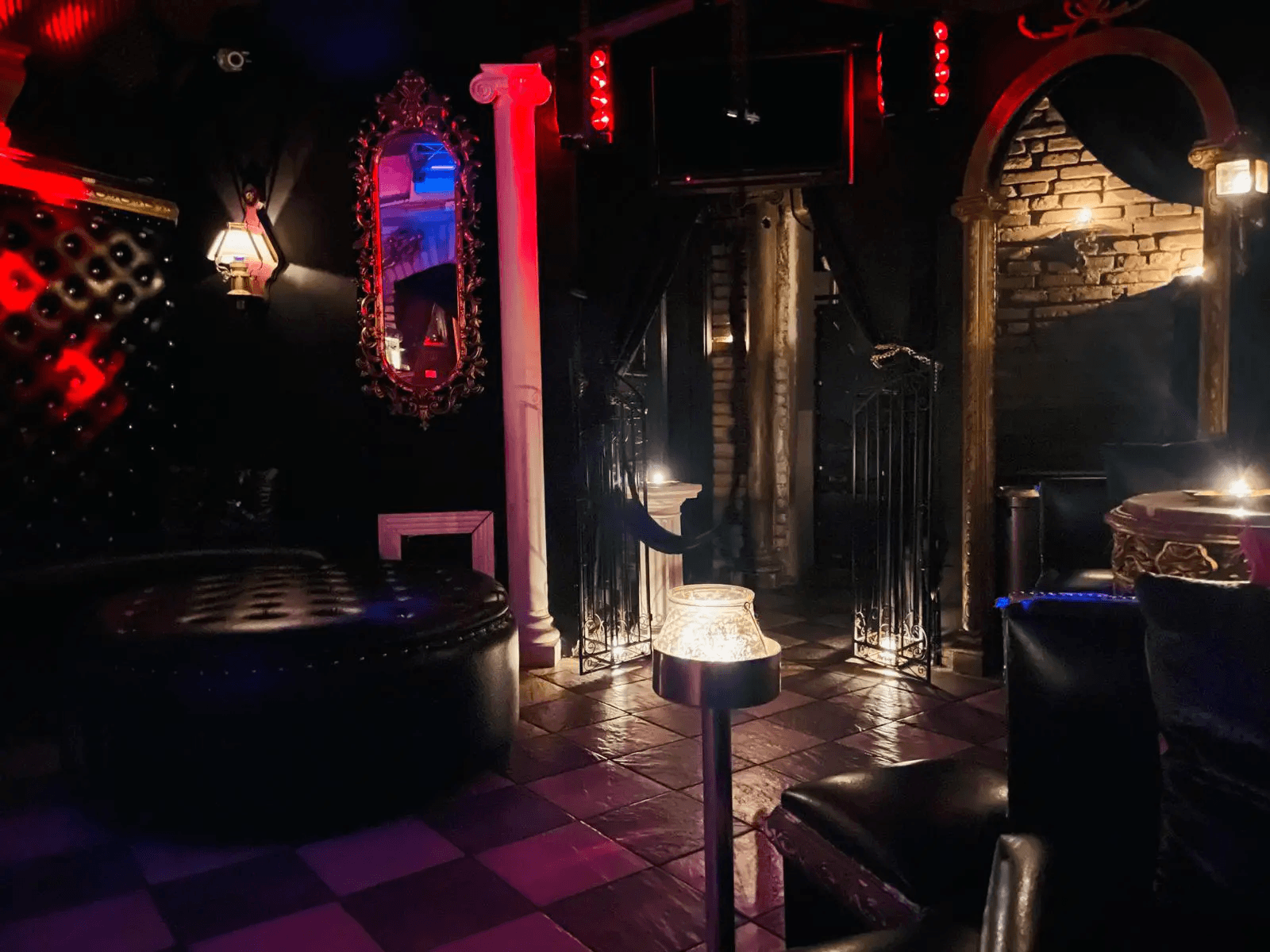 Bad Romance Swingers Club Privè Roma - Swinger Club in Roma, Italy