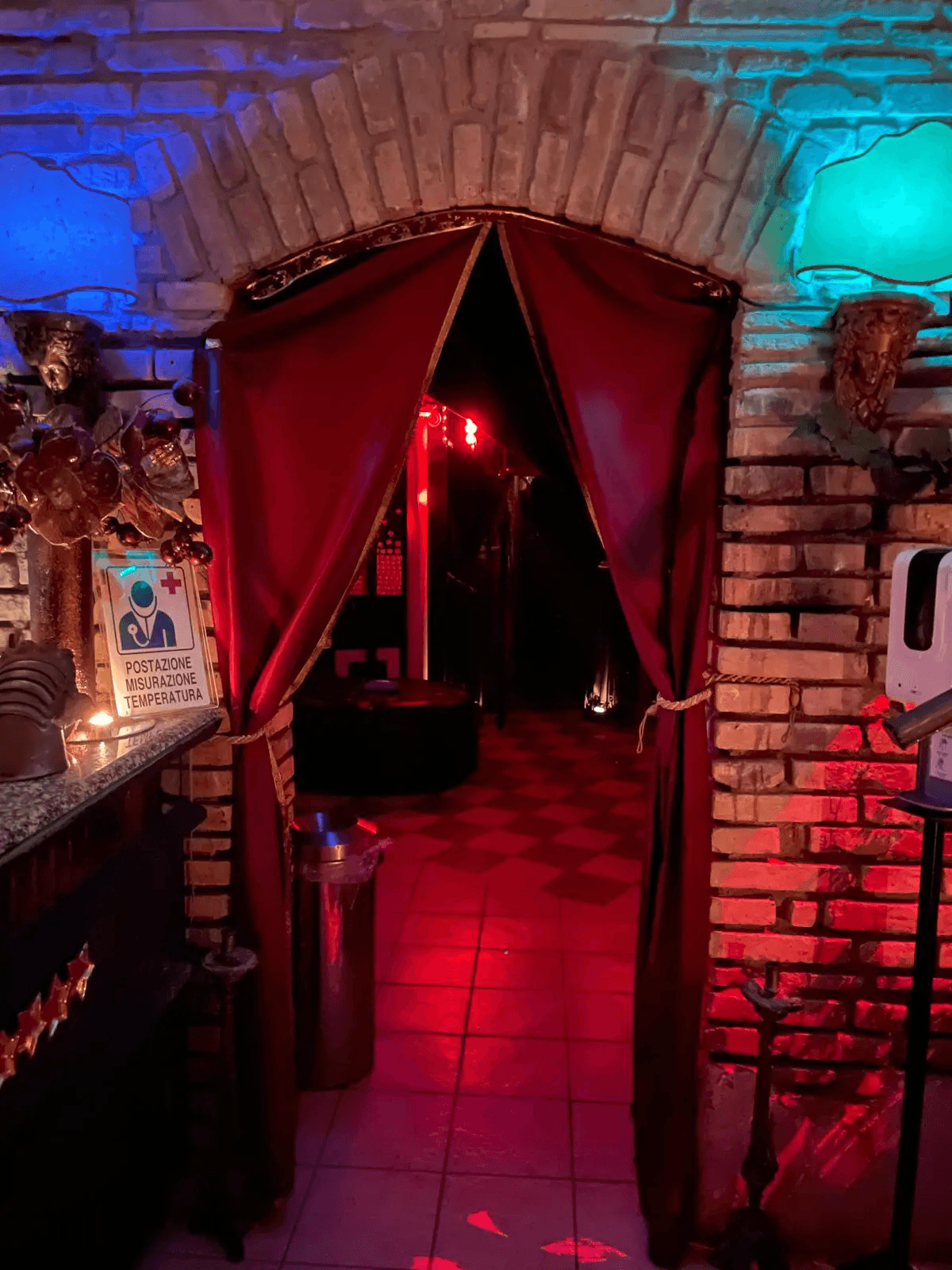 Bad Romance Swingers Club Privè Roma - Swinger Club in Roma, Italy