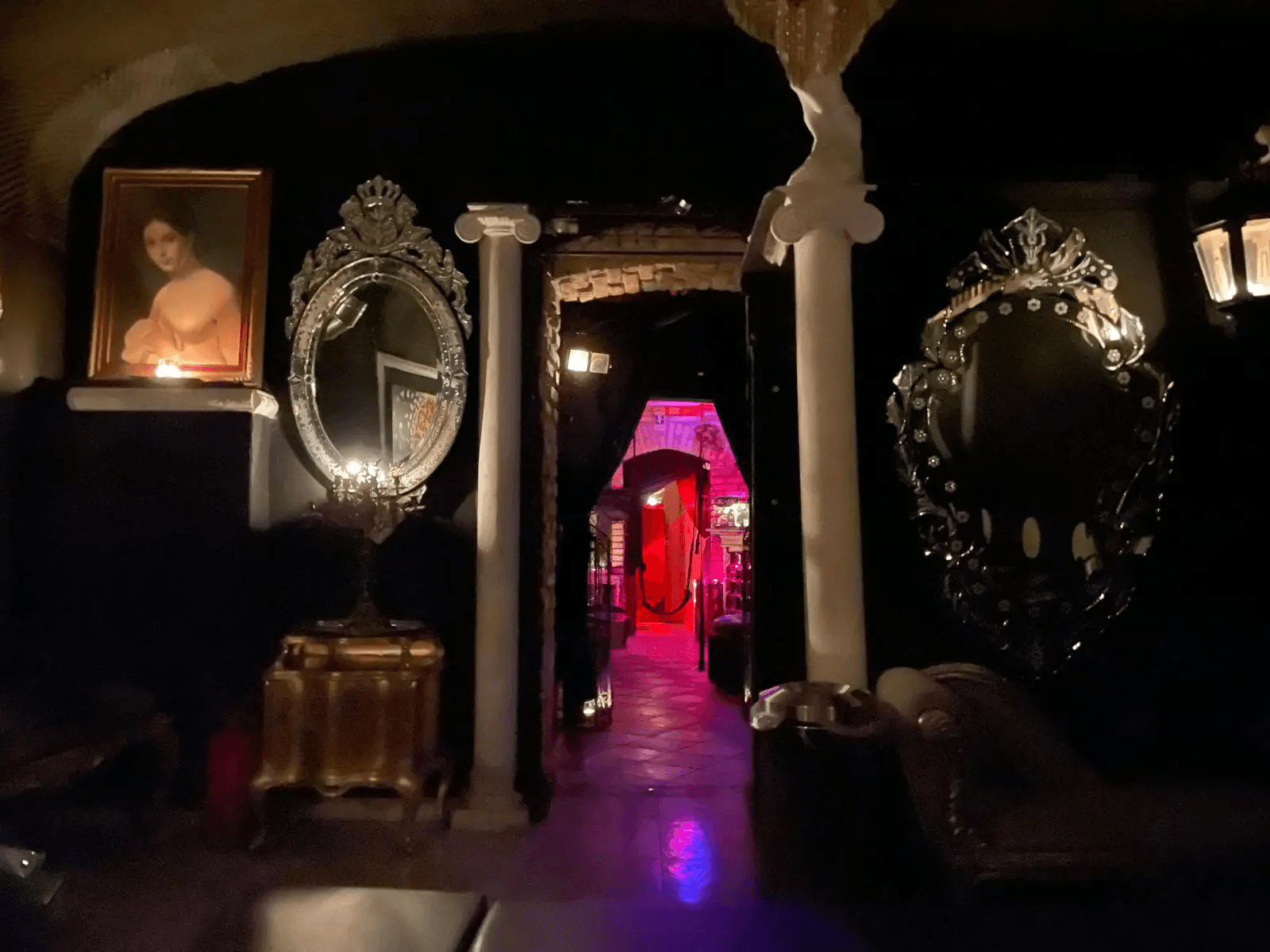 Bad Romance Swingers Club Privè Roma - Swinger Club in Roma, Italy
