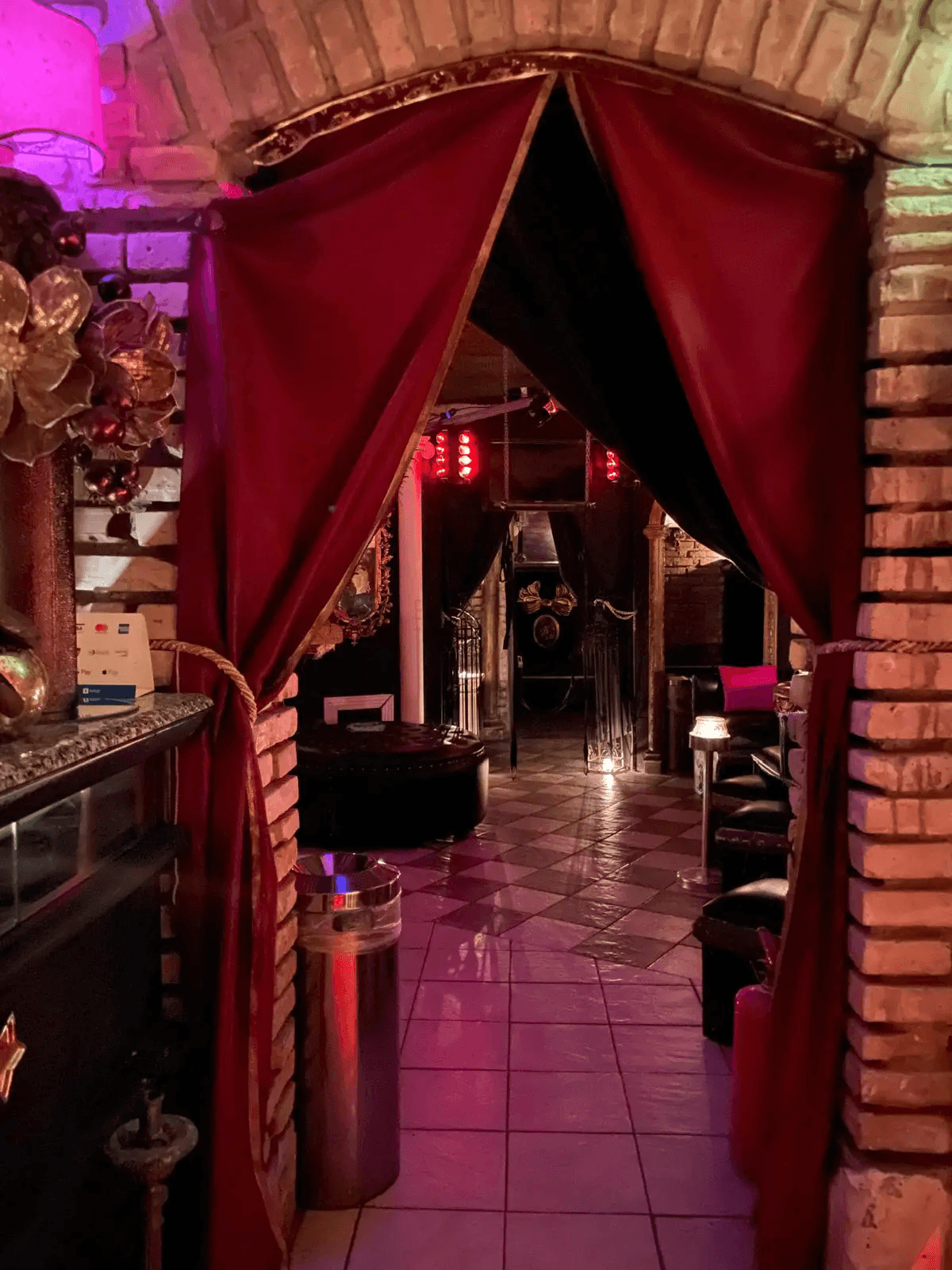 Bad Romance Swingers Club Privè Roma - Swinger Club in Roma, Italy